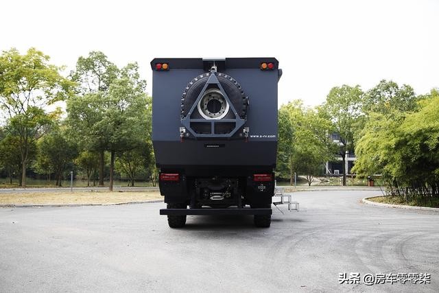 500万的德国曼卡4x4越野房车,德国曼4x4越野房车试驾视频