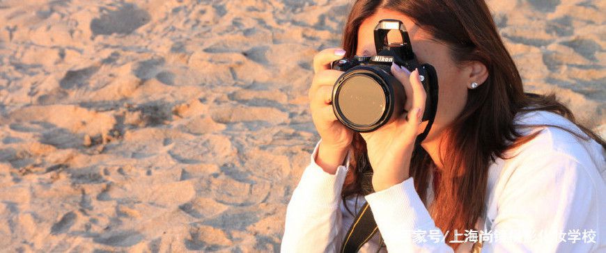 去影楼学摄影学徒有什么前途,想学摄影有学校培训吗