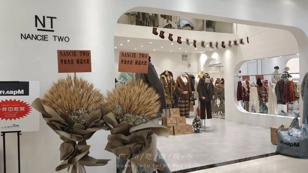 韩国东大门档口服装批发市场图片,韩国东大门服装批发有几个大楼