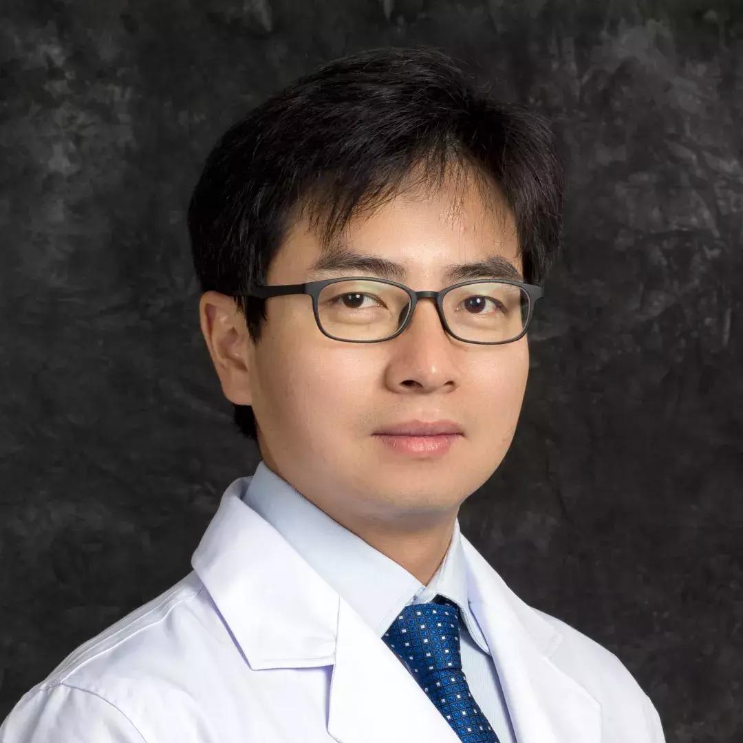 老是烧心胸部疼,喉咙有异物感烧心胸痛咋回事