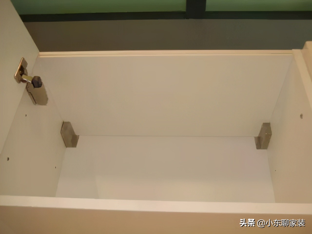 定制橱柜如何确定颜色好坏,定制橱柜怎么样确认板材环保