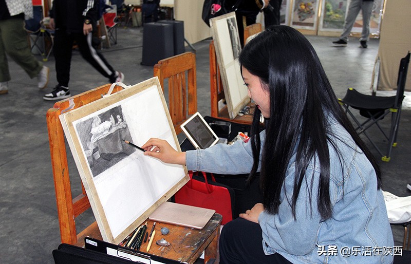 零基础美术生能逆袭上心仪的理想大学？西安丹青易考，了解一下