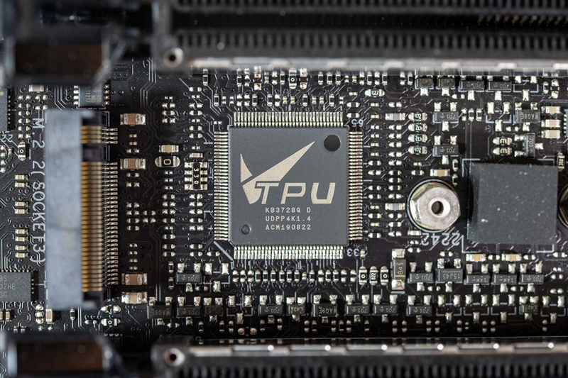 AMD64核心撕裂者3990X深度测试