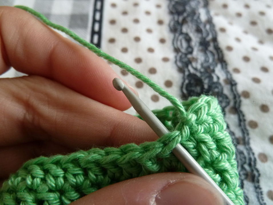 钩织护指套教程,半指分指手套钩织教程