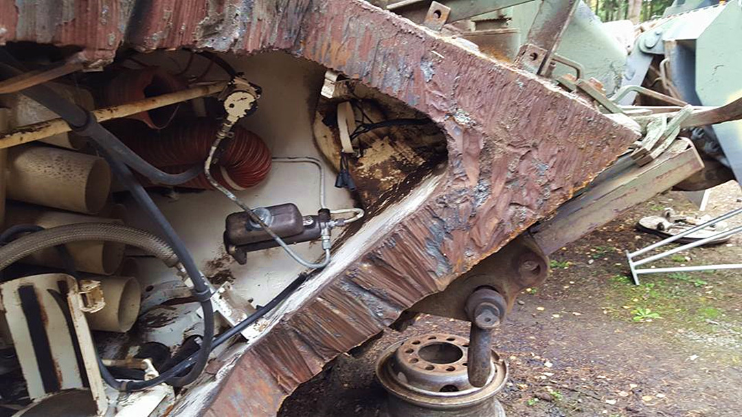 只要速度够快,竹筷子也能射穿坦克钢板?