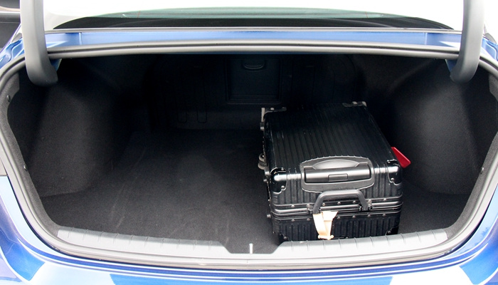 全新起亚k5强势回归,起亚k52021款焕新版最低价