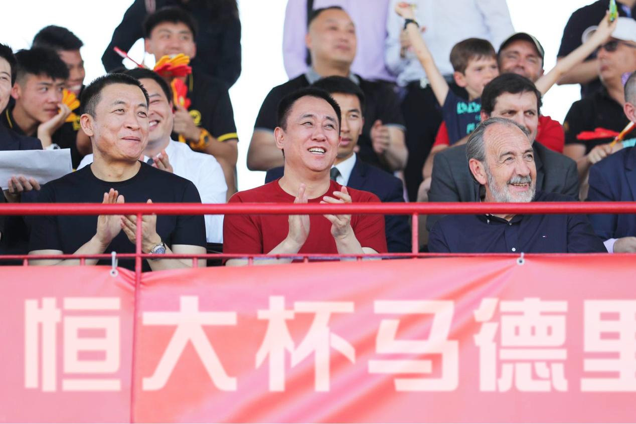 张近东许家印周金辉,许家印张近东周金辉