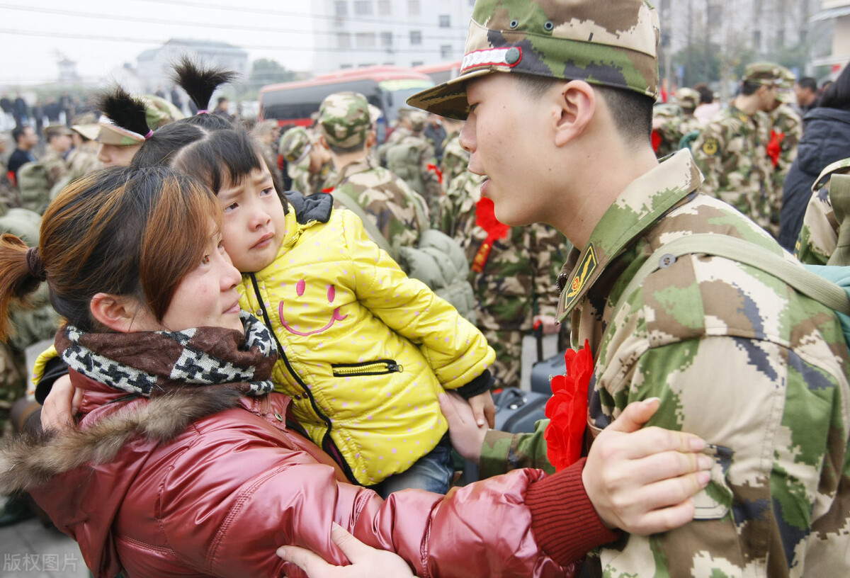 部队为什么不允许纹身,为什么有纹身和伤疤的人不能当兵