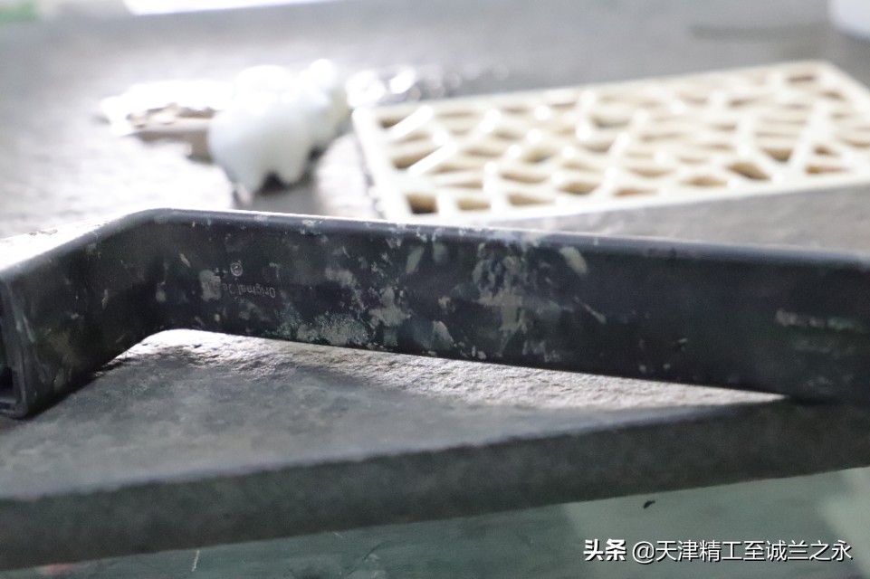 汽车喷漆工的信仰级工具翻新：瑞典IRT-300烤漆灯