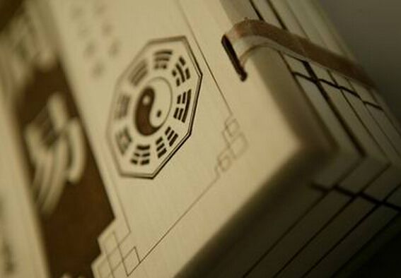 周易第21卦噬嗑怎么读,易经噬嗑卦运势