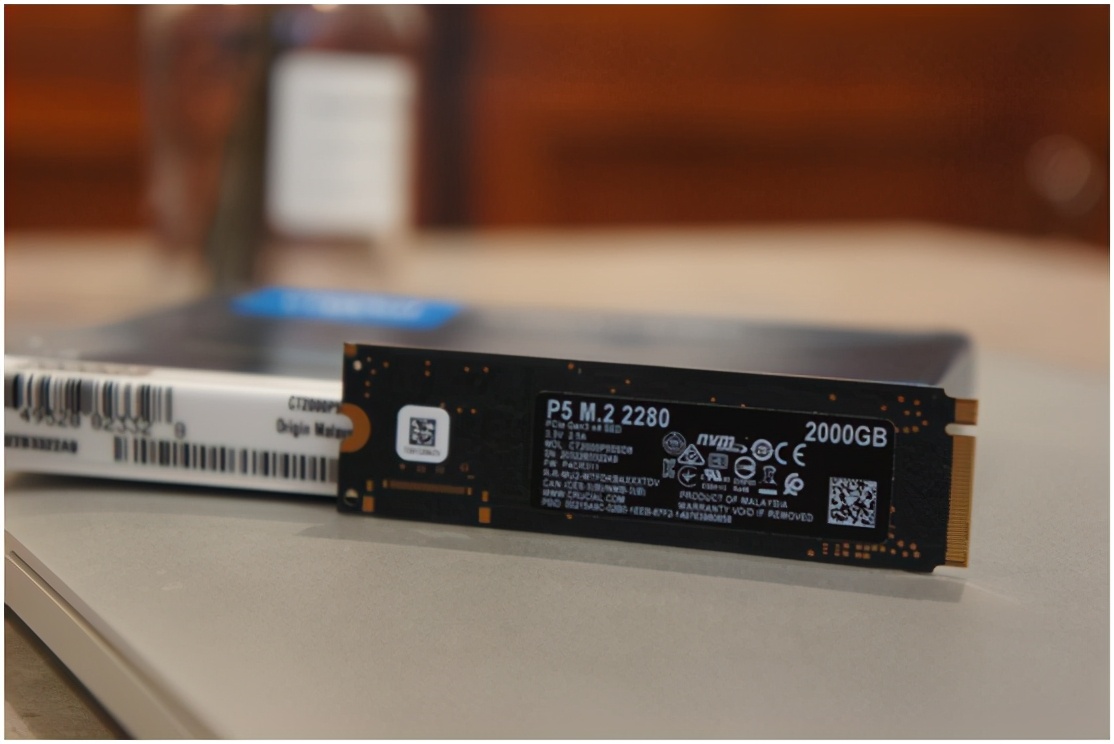 英睿达p3和p5哪个好,英睿达p5实测