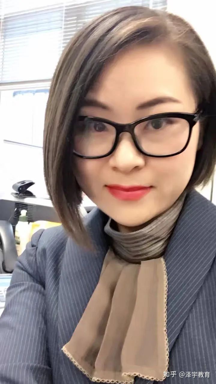 当蛋糕师,也能月入10万?|独家专访BAH烘焙创始人韩露