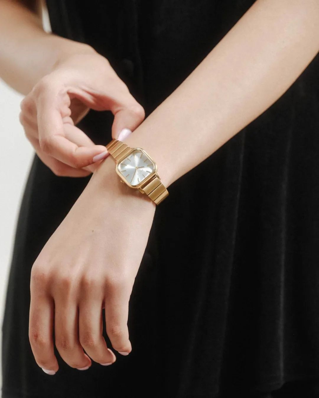 小众便宜手表女表100以内,十大惊艳的小众手表品牌