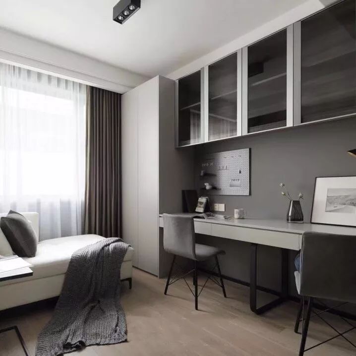 房间小柜子和书桌怎么设计,全屋定制小柜子和隐藏式书桌