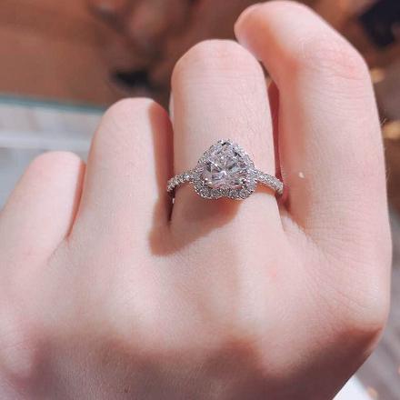 钻戒pt950和pt750区别,Pt950跟Au750有什么区别