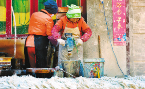 彩色粉笔怎么做,彩色粉笔简单的做法