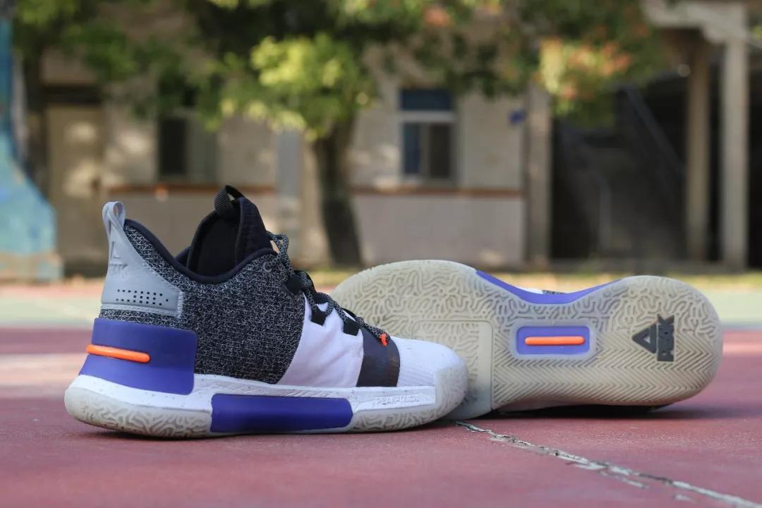 匹克闪灵球鞋评价,匹克一体鞋舌实战球鞋测评