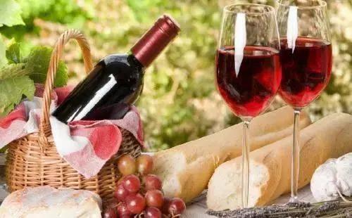 满载托斯卡纳浪漫的保格利小镇，你想不想来