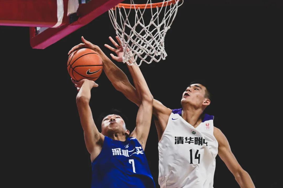 2米05内线,防守大闸生涯盖帽