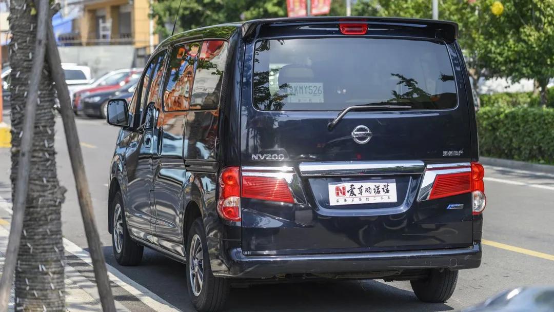 16款日产nv200二手价格成都,中山二手日产nv200七座商务车报价