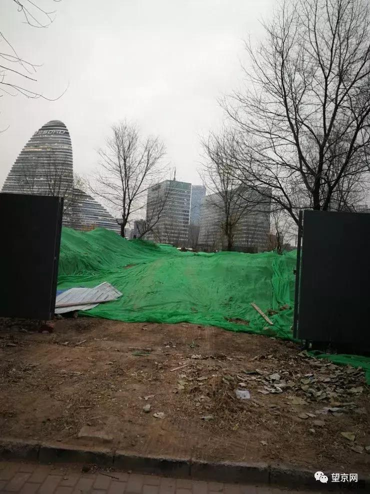 「今日望京」国际商业中心中庭广场提升改造；邻家便利店重新营业