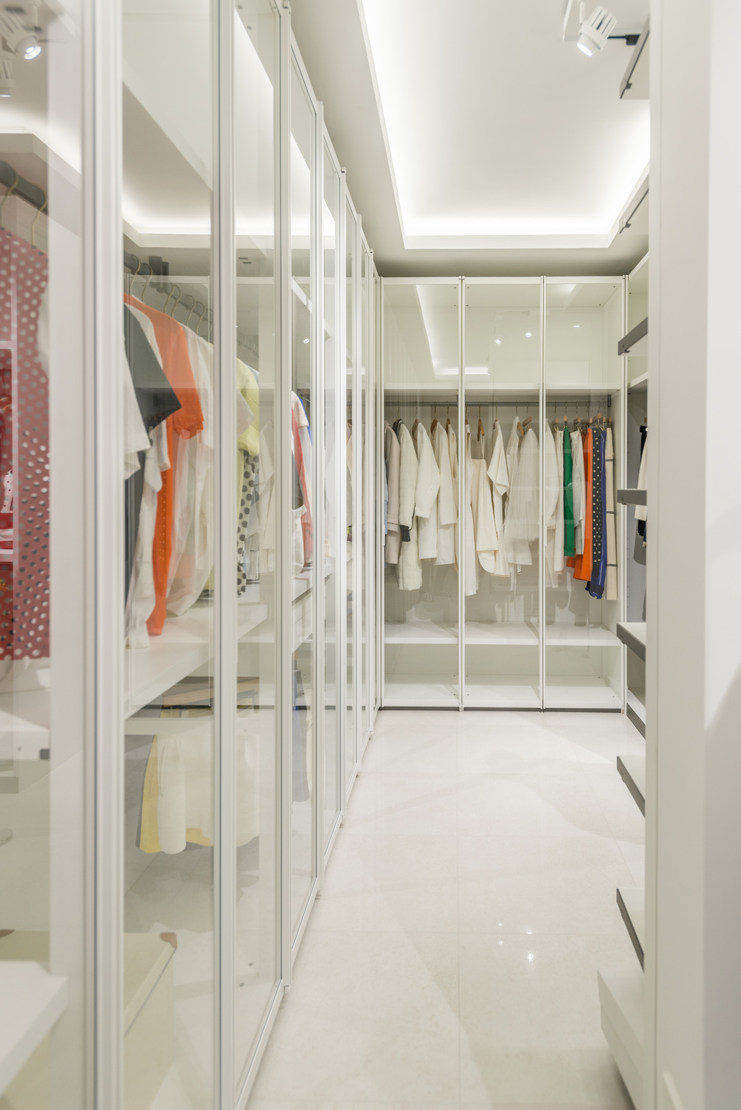 跃层轻奢高级感,跃层设计极简轻奢