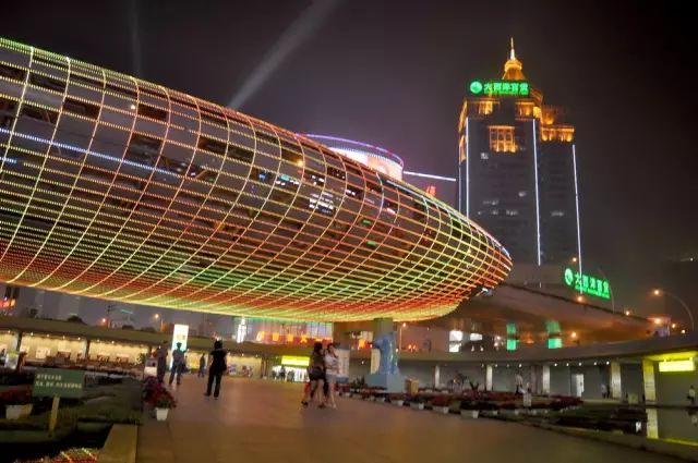 上海市最低工资标准2024最新,2005年至2020年上海最低工资