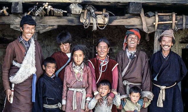 尼泊尔一妻多夫制情况如何,尼泊尔的一妻多夫制不会尴尬吗