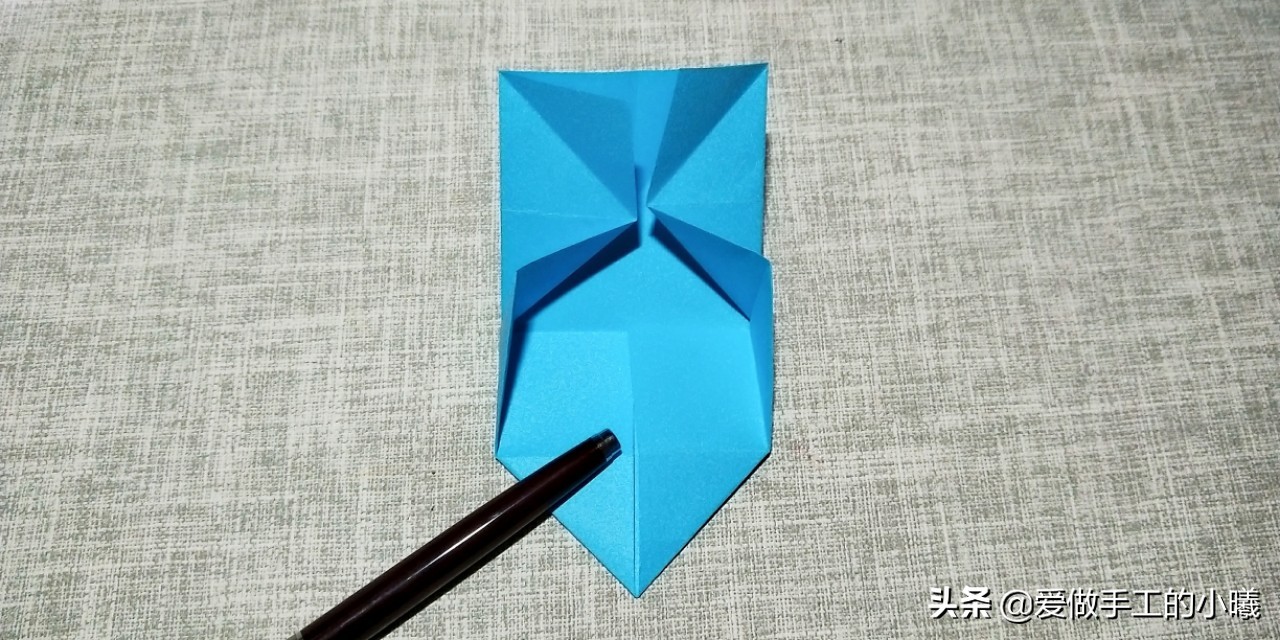 小学生手工折纸礼物盒,康乃馨礼物盒折纸简单教程