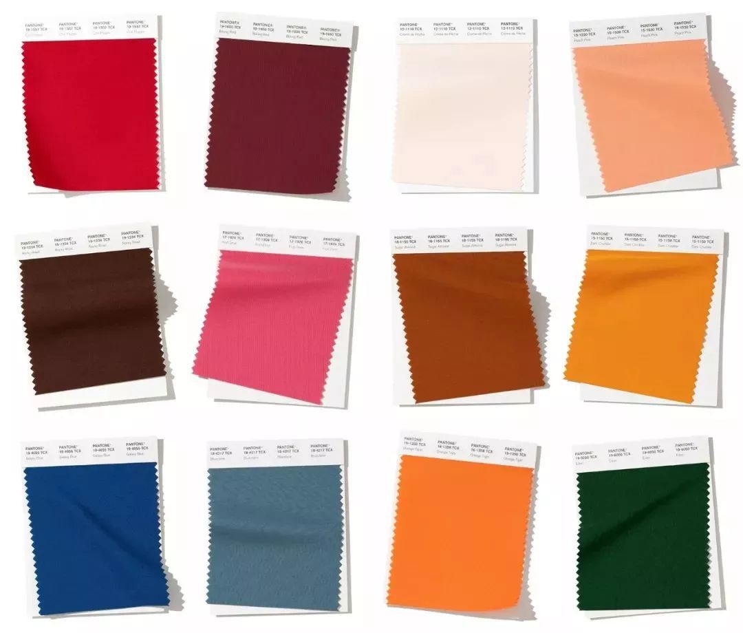 发色2020流行色蜜桃粉 (渐变蜜桃粉秋冬)