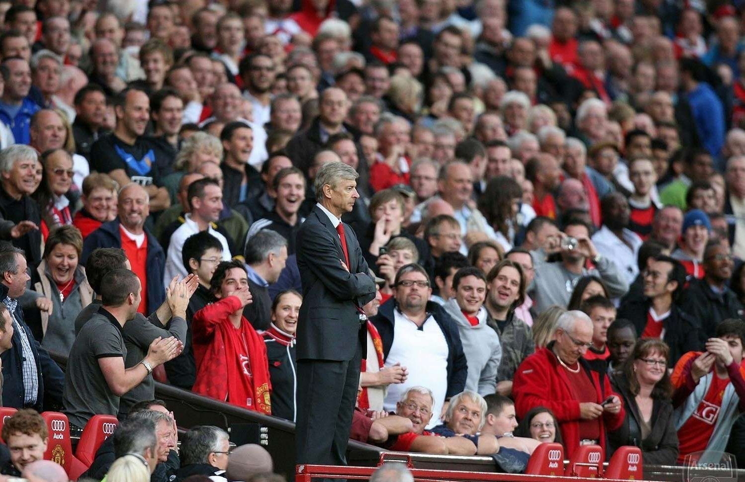 阿尔塞纳温格重返酋长球场,温格告别阿森纳