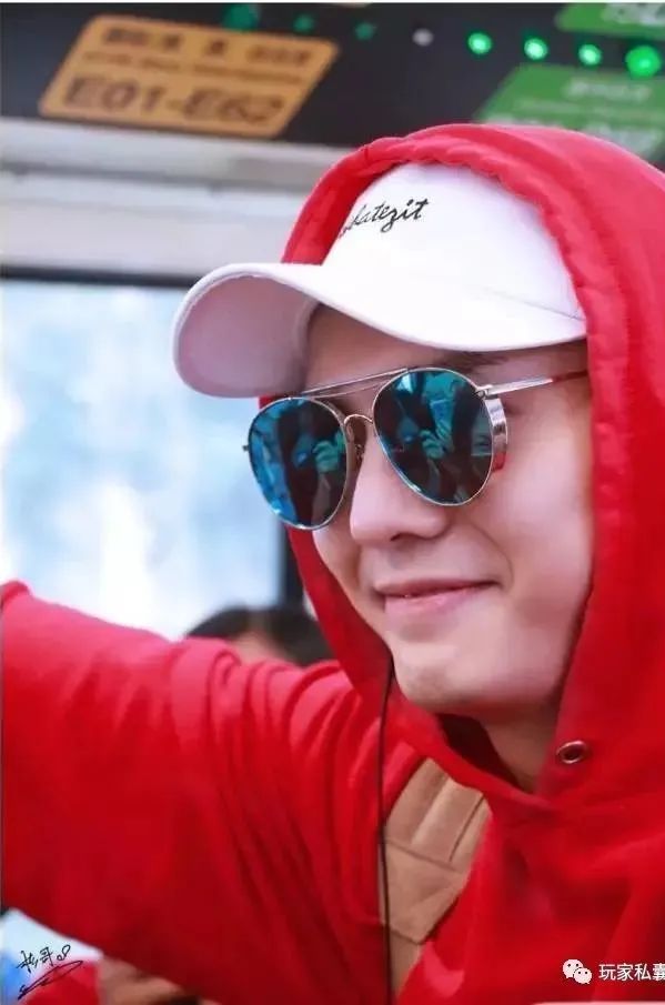 gentlemonster鐪奸暅鍝佺墝,gentlemonster鍝佺墝鐪奸暅鎺ㄨ崘