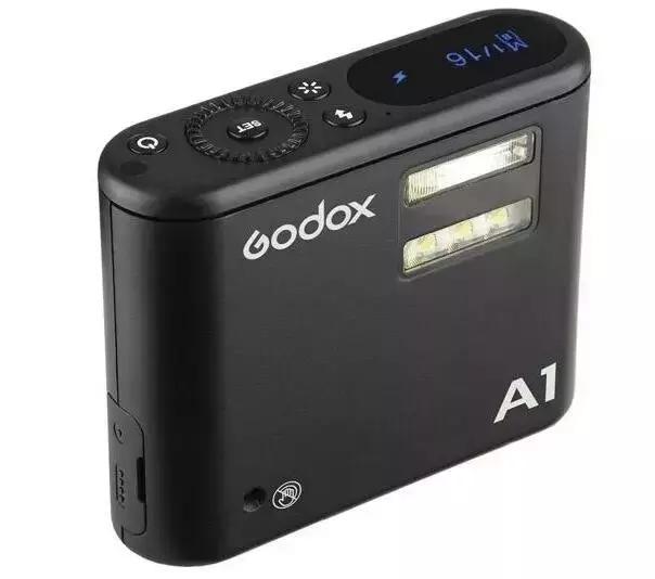 几百块的闪光灯和原厂有什么区别,几百块钱的镜片相差大吗