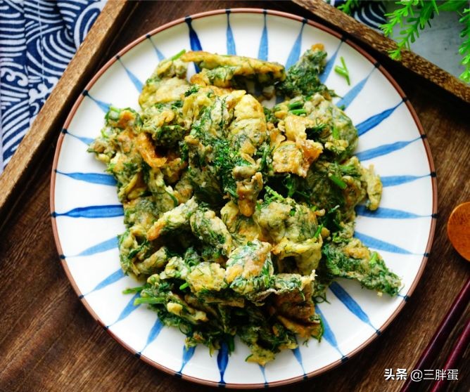 茴香炒鸡蛋哪些人不适合吃,小茴香炒鸡蛋有什么疗效