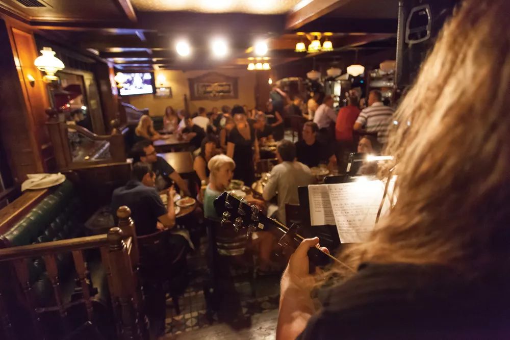 换季了又到了没有衣服穿的季节了,还在为换季买衣服发愁吗