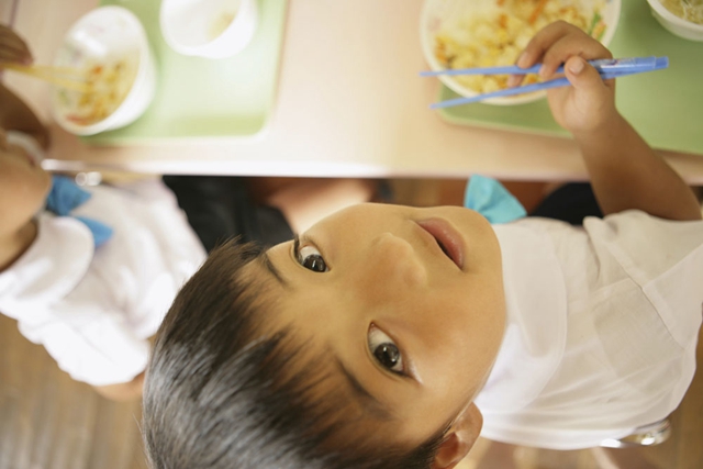 一天当中什么时候小孩最容易长高,哪几个月是孩子长高最快的时候