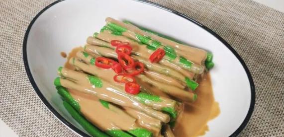 12道家常特色菜谱及营养,入口鲜香的几道家常美食