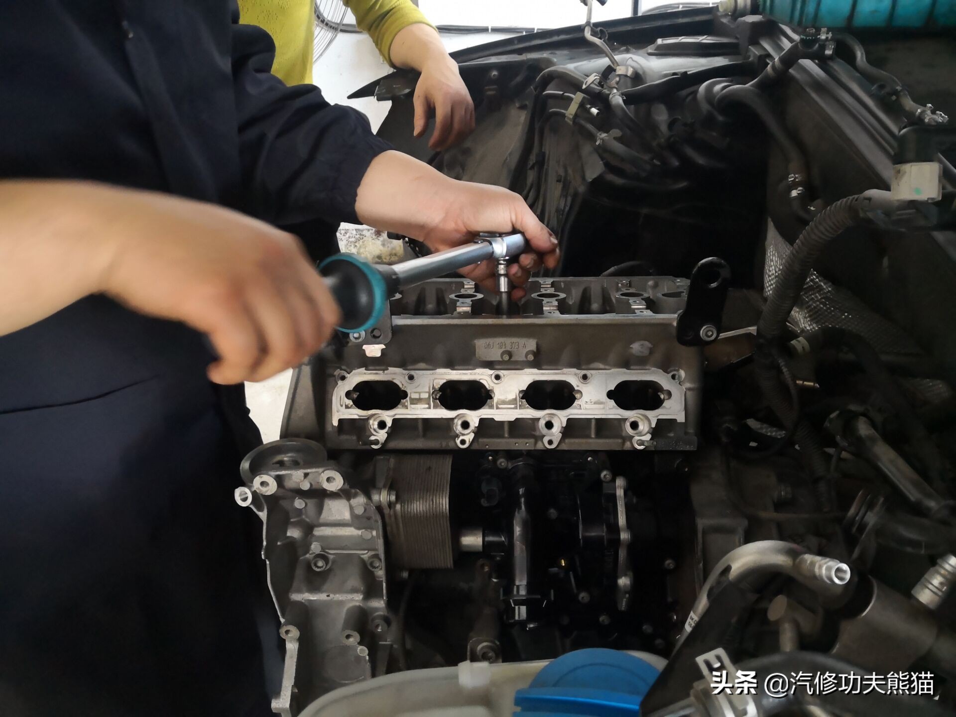 2013奥迪a4l烧机油怎么解决,奥迪a4l哪一款开始烧机油不严重