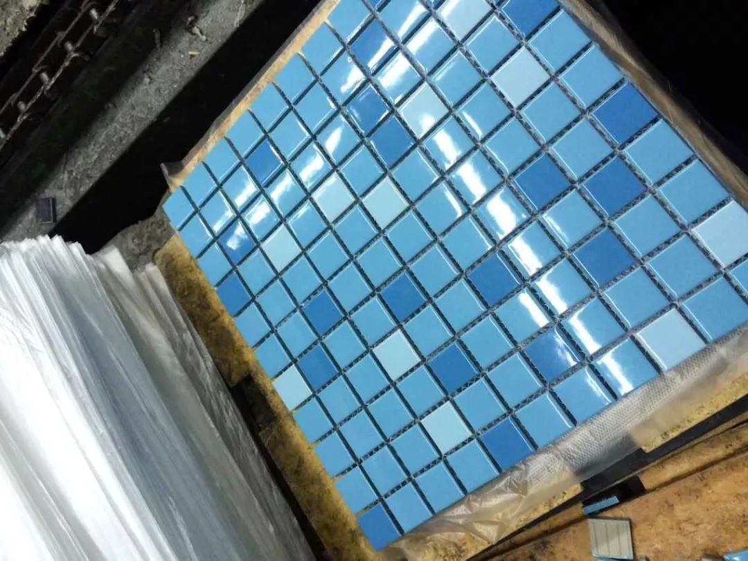 马赛克瓷砖铺贴洗手盆方法,马赛克铺贴手把手教程不怕你学会