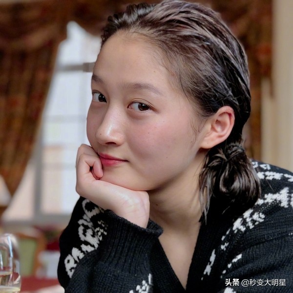 颈纹10几岁的小姑娘会有吗,颈纹一出现老十岁