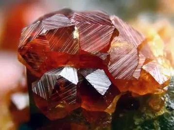 红色彩宝有哪些,红色彩宝都有哪几种