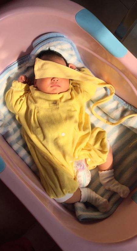 刚出生就来月经？一生下来就“发育”？原来是这原因