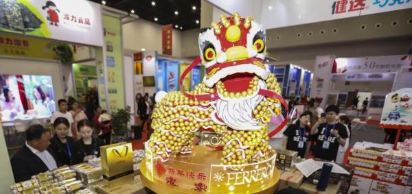 一大波美食正向你靠近,一大波美食来临