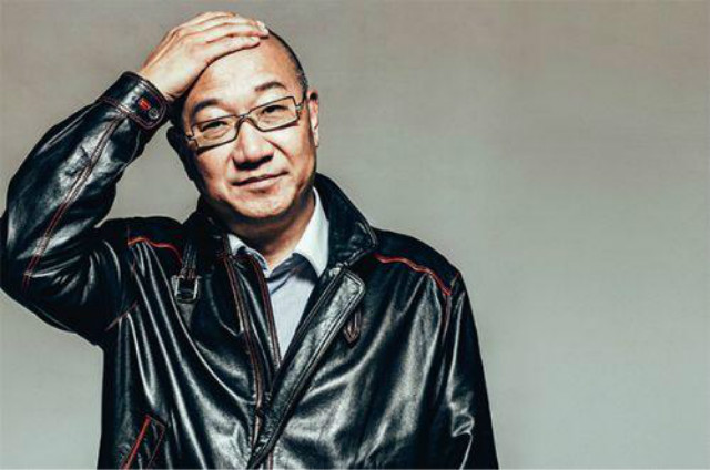 地产大亨冯仑完整版视频,房地产大佬冯仑最新视频