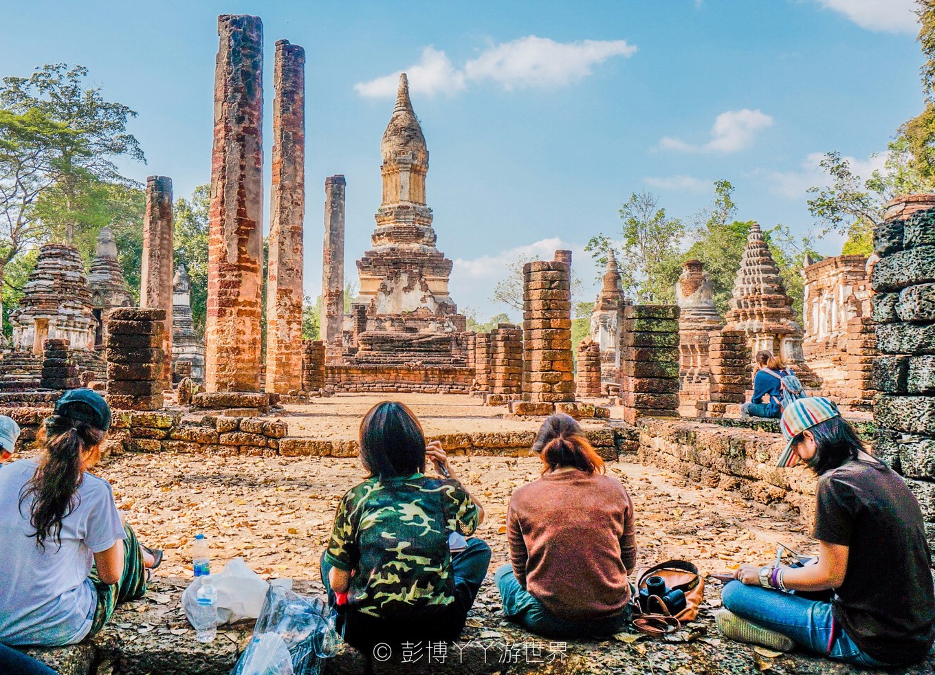 泰国千年古城大城府,泰国吴哥窟和柬埔寨吴哥窟