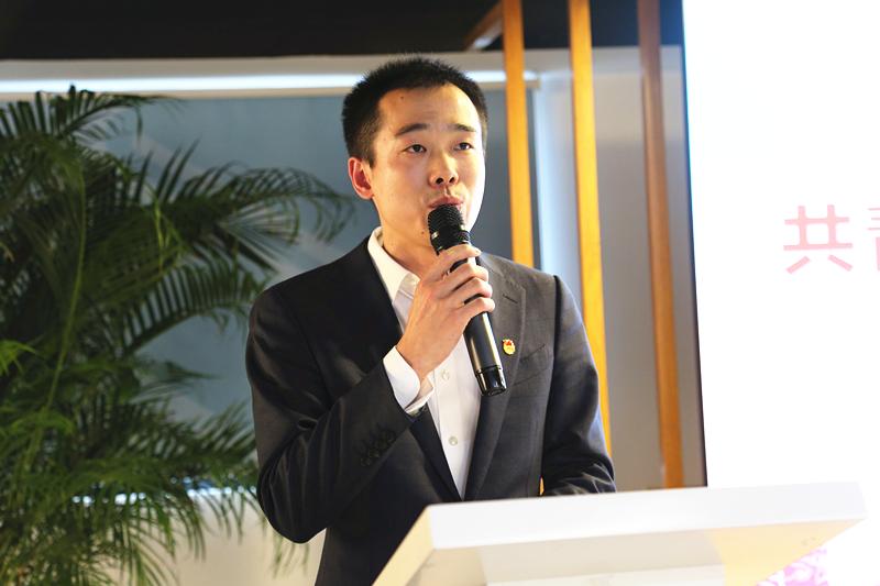 党总支召开第一次党员大会,党支部成立首次会议