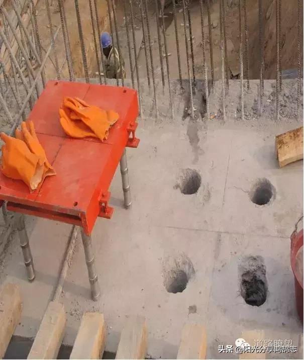 盆式橡胶支座结构,桥梁垫石及支座施工视频