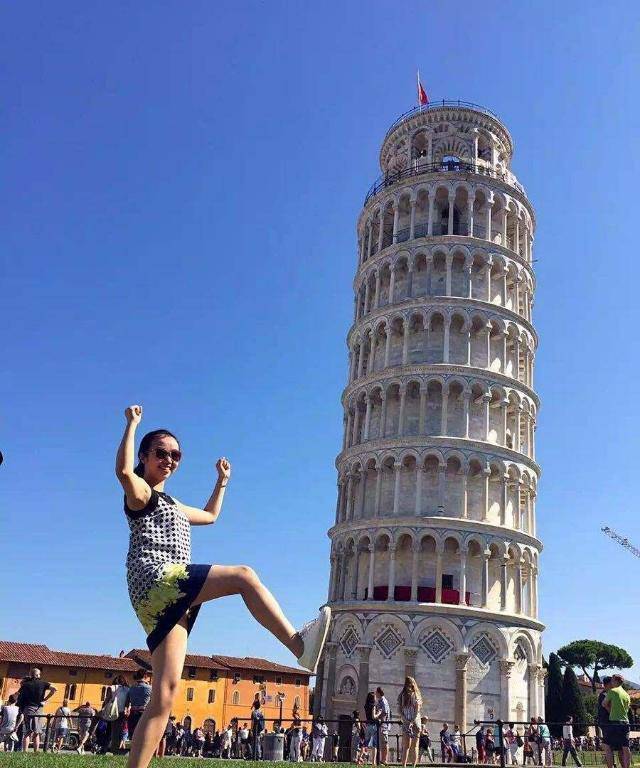 比萨斜塔为何倾斜不倒塌,比萨斜塔扶正需要4千年吗