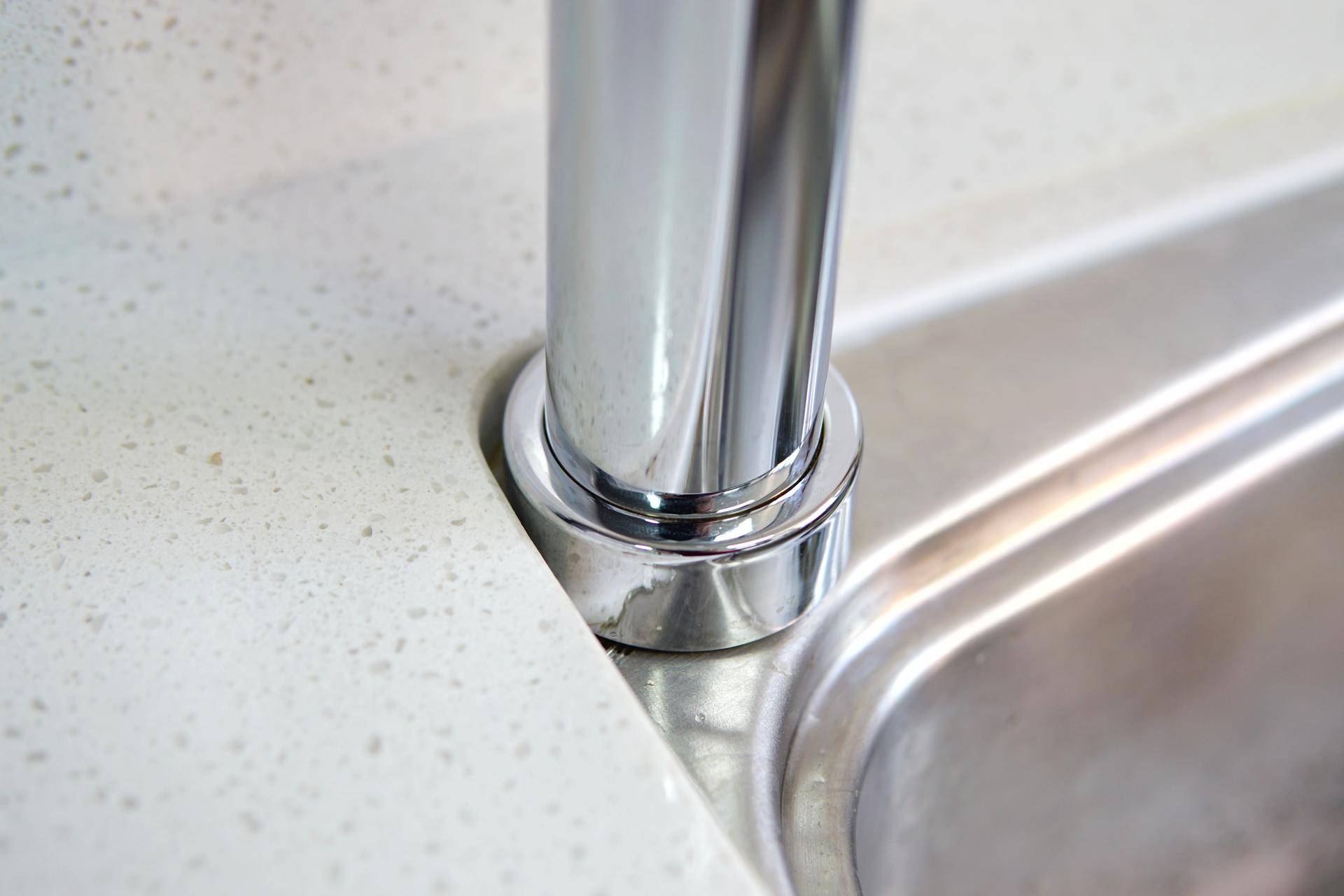 房价那么贵一点也不能浪费,台面净热一体净水机测评