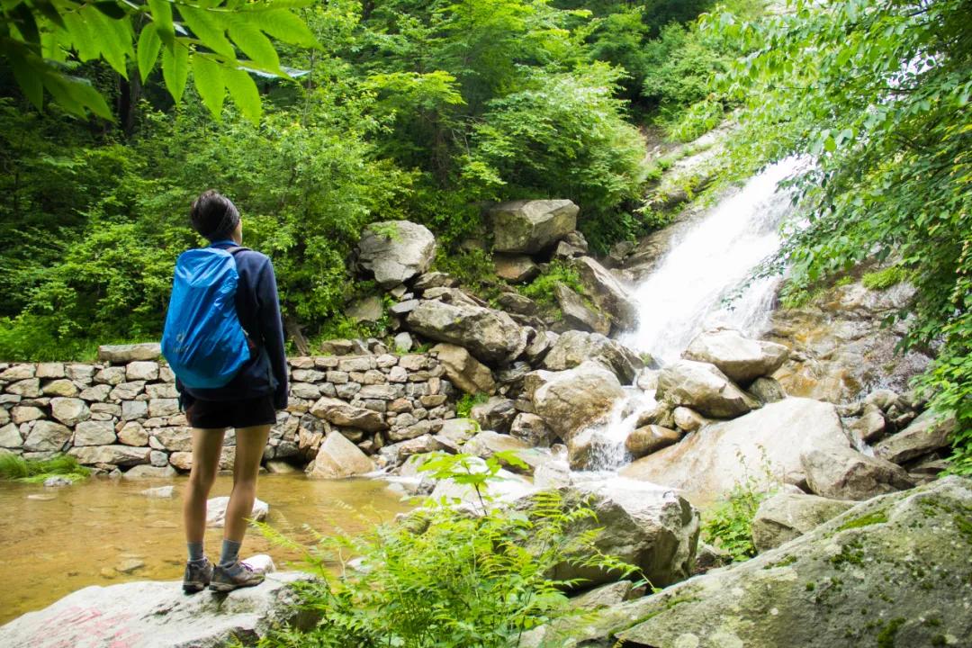 秦岭沣峪口上山有哪些景点,秦岭大坝沟瀑布